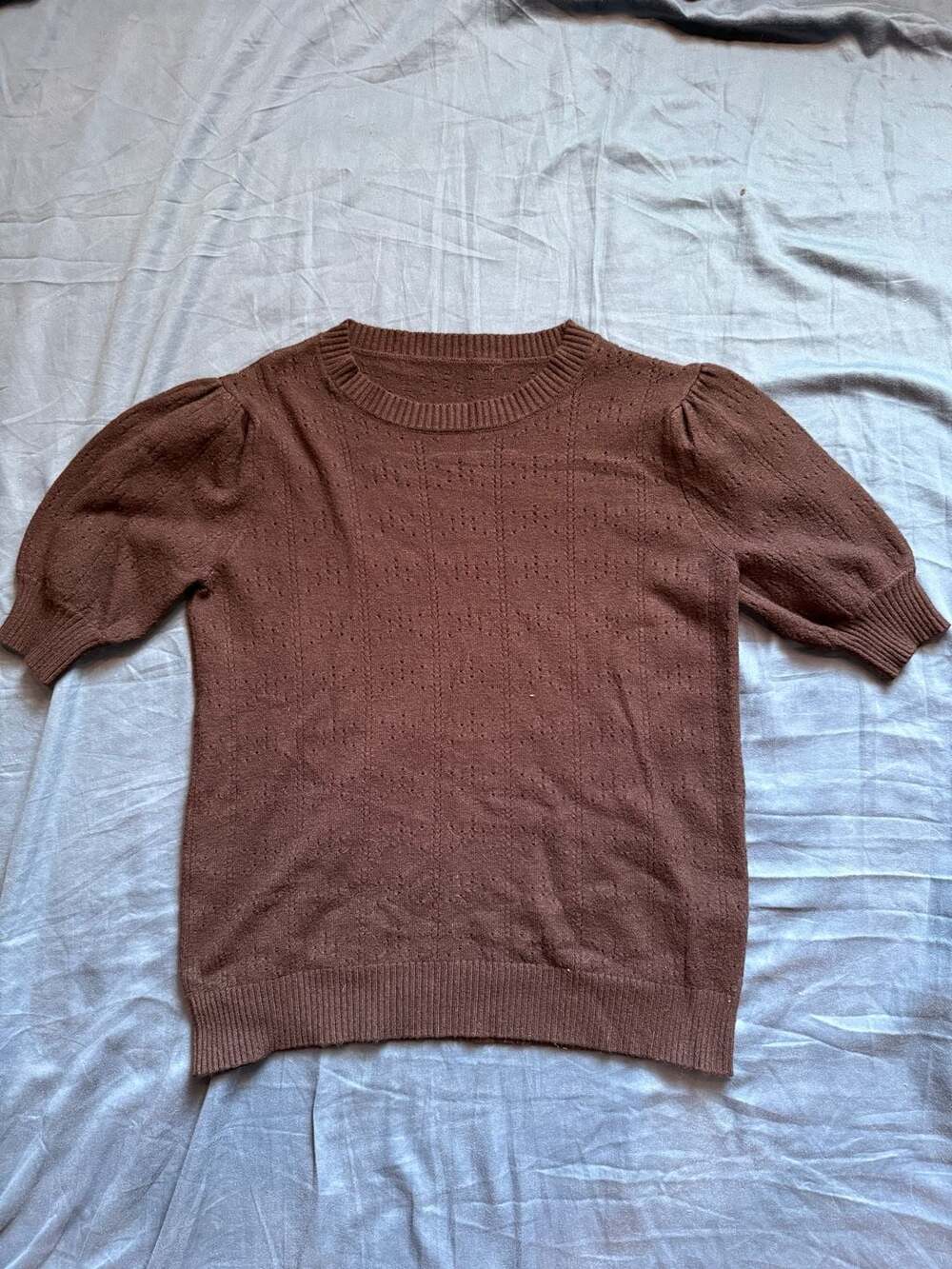 Unbranded sweater shirt